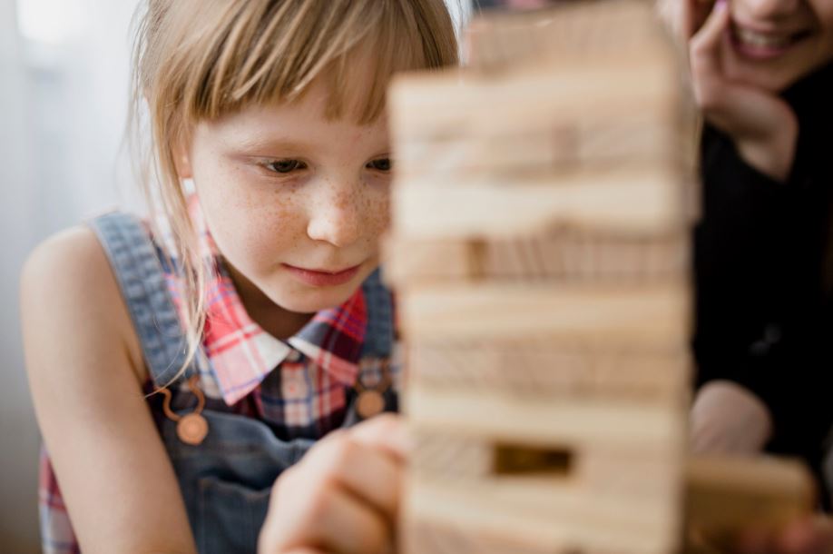 Bambini con difficoltà di attenzione e irrequieti...genitori e insegnanti stressati!